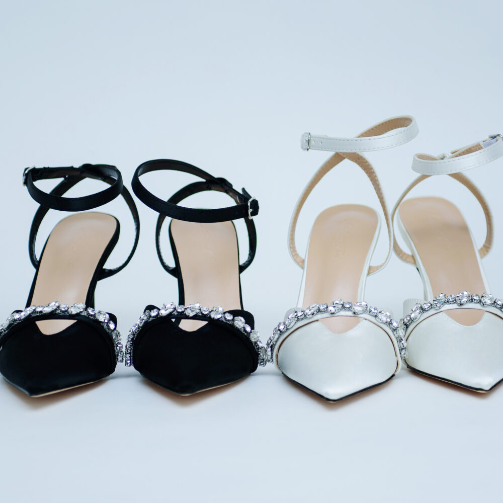 Freda Pumps