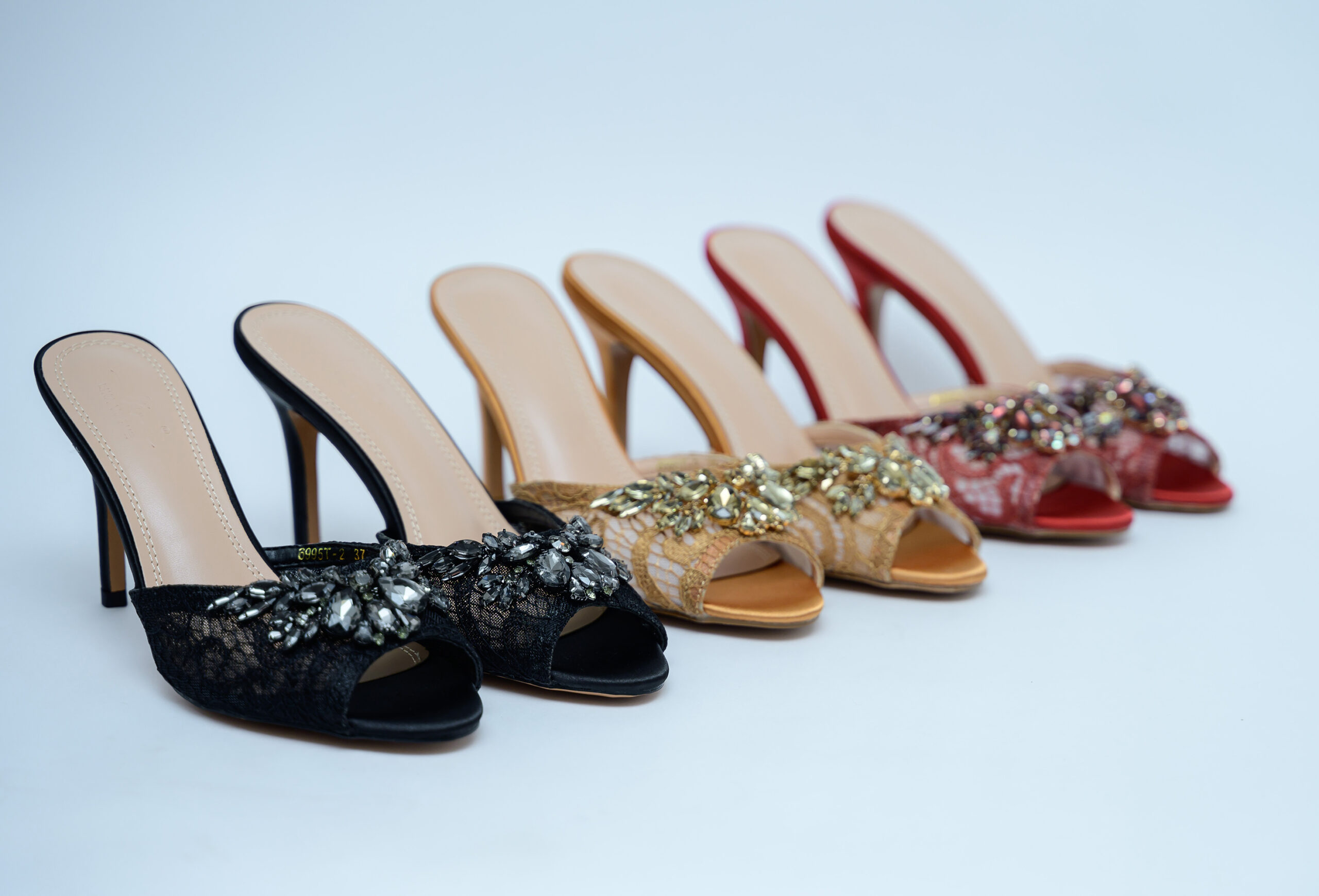 Neeta Heeled Slippers - Image 4