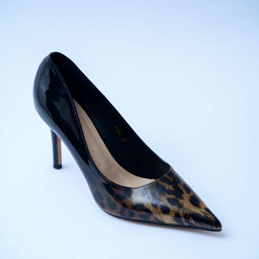 Nwuli Pumps
